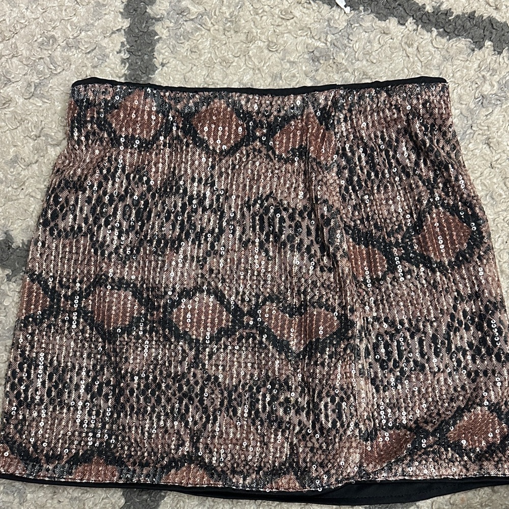 Stylish Sequin Snake Print Skirt